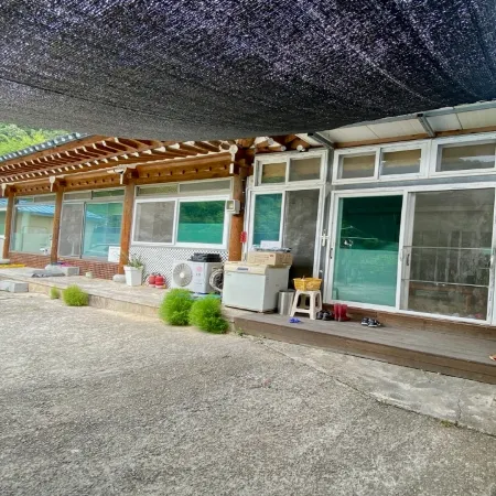 Namwon Yeongnam Minbak Pension