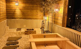 Carrot Ryokan Poolvilla