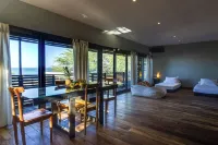 99 號沖浪旅館 住宿飯店