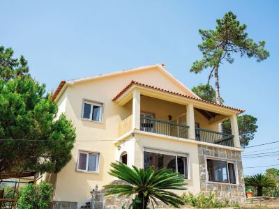 Moby Dick Lodge Colares