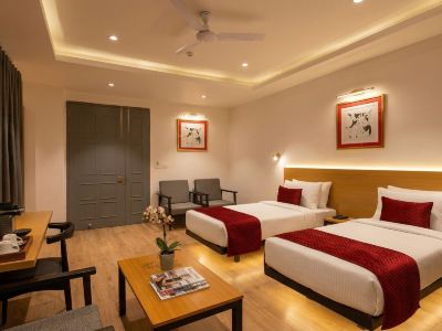 Hotel Grand Tashree