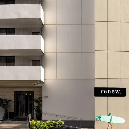 Hotel Renew