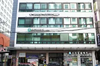 K-Grand Hostel Sinchon ワウ公園周辺のホテル