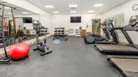 Holiday Inn Express & Suites ROSEBURG NORTH by IHG - Gym