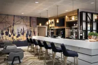 希爾頓歡朋布裡斯托爾機場飯店 - 酒吧