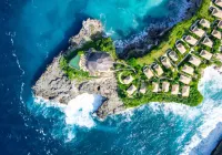 ARNA Suites and Ocean Lounge Hotels near Devil's Tear