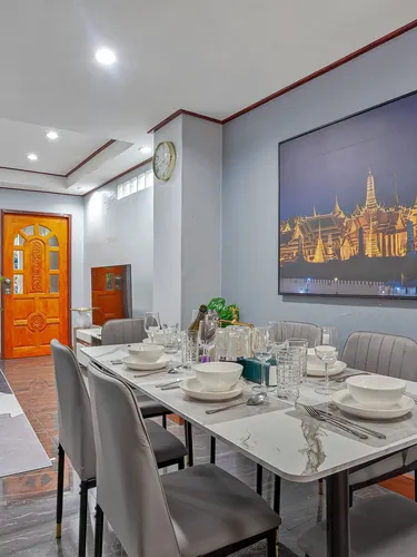 รูปภาพของLarge Spacious 3BR House at BTS ON NUT