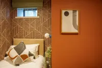 Central Harrogate 2 Bed Apartment with Patio - Balkoner