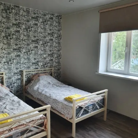 Na Novo-Revolyutsionnoy Guest House