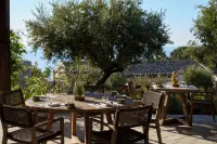Eliámos Villas Hotel & Spa – Relais & Châteaux