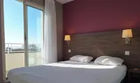 佈雷斯特火車站酒店