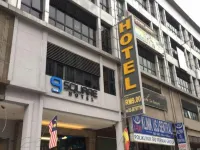 9 スクエア ホテル - スバン ジャヤ のホテル