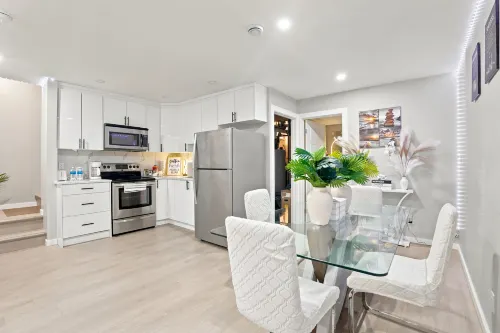 Cozy 1-Bedroom Apartment in Calgary with Kitchenette - アパートメント