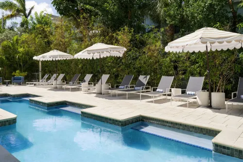 Maritime Hotel Fort Lauderdale Airport & Cruiseport - بار