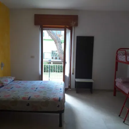 Room-Quadruple Room in Pineto - A Stone