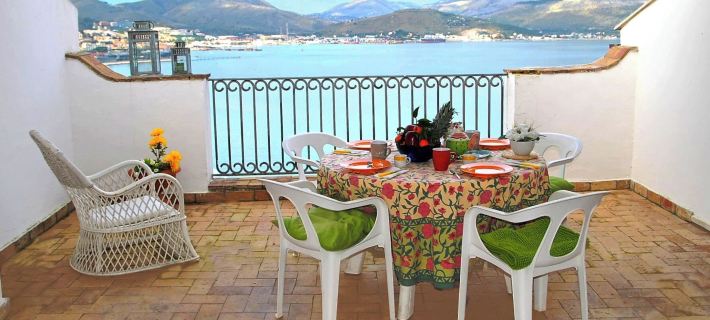 Belvedere Home with Sea View on the Gulf of Gaeta Hotels in Gaeta
