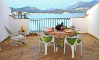 Belvedere Home with Sea View on the Gulf of Gaeta