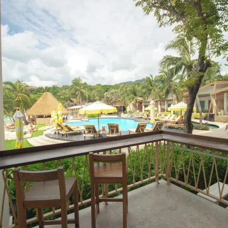 Cocohut Beach Resort
