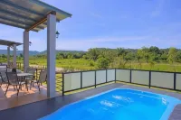 โรงแรมภูเรือ แซงค์ฌัวรี รีสอร์ท แอนด์ สปา - ที่มีสระว่ายน้ำ