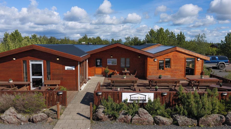 Minniborgir Cottages & Restaurant