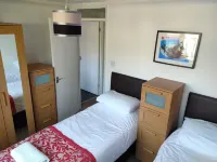 Holt Apartment Hotels in 