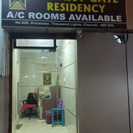 Embassy Gate Residency - Opp US Embassy