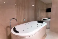 Arkaba Hotel - Hot Tub