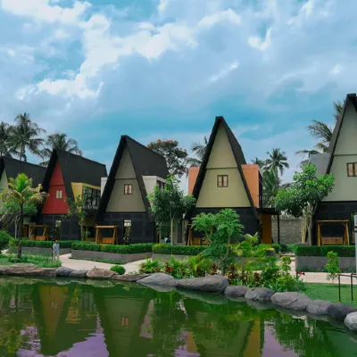 Sabda Alam Hotel & Resort Hotels near Rumah Makan Cibiuk