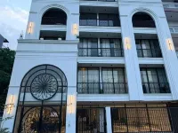 The Koi Boutique Hotel Hotels near Sector 32