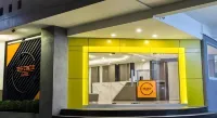 The Circle Hotel - Balcony