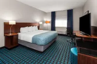 Wingate by Wyndham Oshkosh - parking