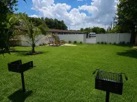 Super 8 by Wyndham Lantana West Palm Beach - 2-Star