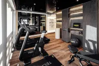 Boutique Hotel Nives - Luxury & Design in the Dolomites - gimnasio