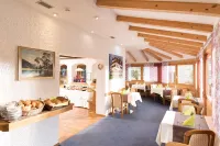 Hotel Garni Vier Jahreszeiten - breakfast