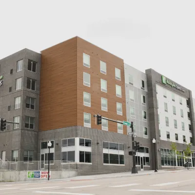 Holiday Inn Express & Suites OMAHA DOWNTOWN - OLD MARKET by IHG Hotels near Old Market