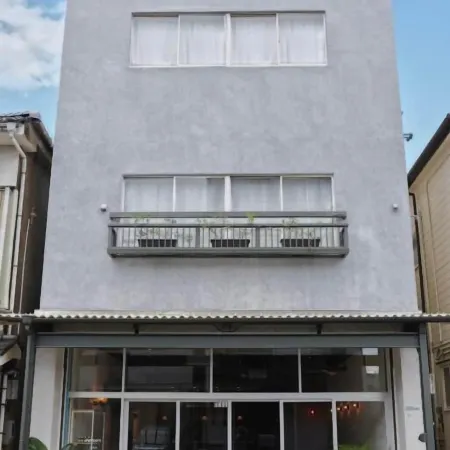 sunroom Hotel,Cafe,Bar