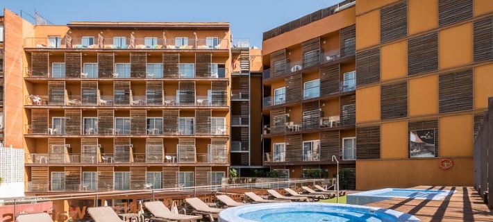 Alegria Plaza Paris Hotels in Selva