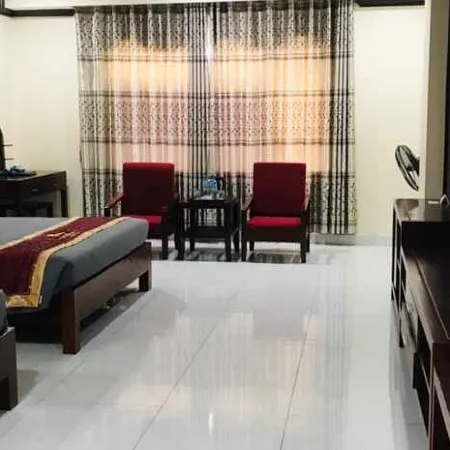 Viet Hoang Hotel 24 Hotels in Cam Pha