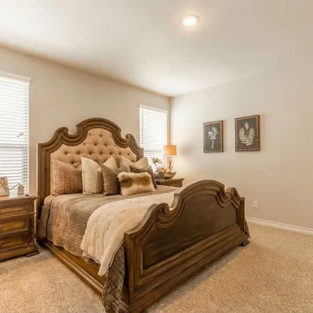 10 Minutes to Stadium Spacious 3BR Gameroom