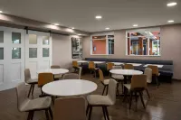 Residence Inn Portland Vancouver - breakfast