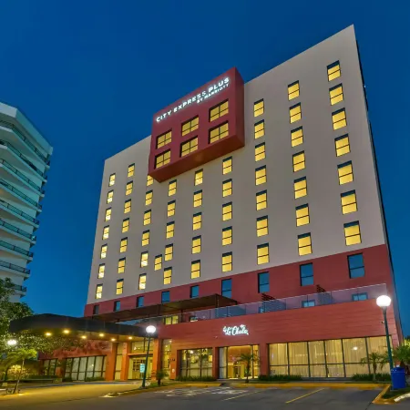 City Express Plus by Marriott Puerto Vallarta