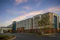 Hampton Inn & Suites Plymouth - pantai