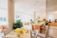 Hotel le Roi - breakfast