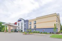Fairfield Inn Corning Riverside - Pools