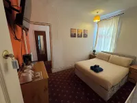 Mirage Hotel - 2つ星