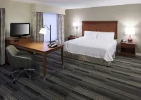 Hampton Inn & Suites Davenport - Lemmikkieläimet sallittu