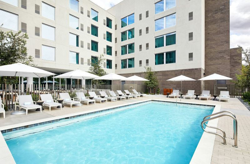 AC Hotel Phoenix Biltmore photo 2