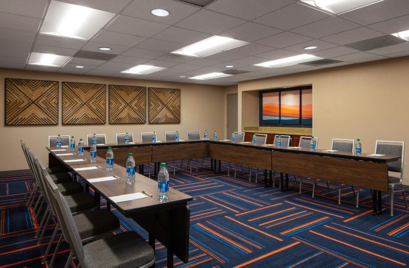 Hampton Inn & Suites El Paso-Airport photo 5