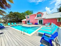 The Pink Beach House - Private House and Pool directly on the Beach, Rum Point - Bãi biển