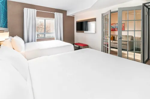 Comfort Suites - Gym